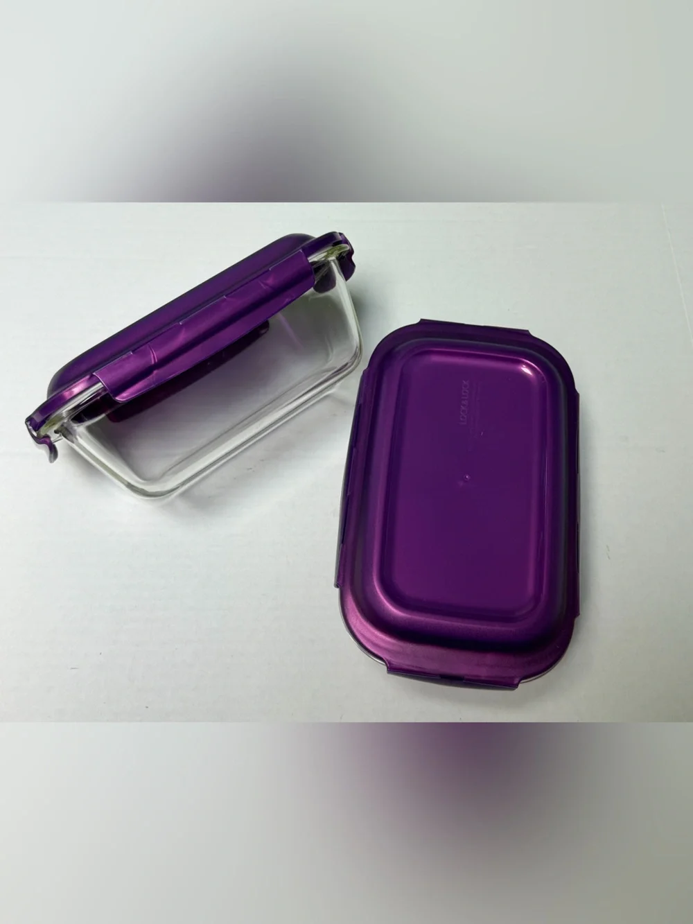 Set of 2 Lock & Lock Glass Loaves with Locking Lids